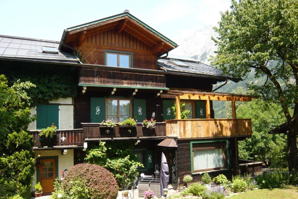 Haus Weidmannsheil - Wohnen Im Romantischen Forsthaus Werfen Eksteriør billede