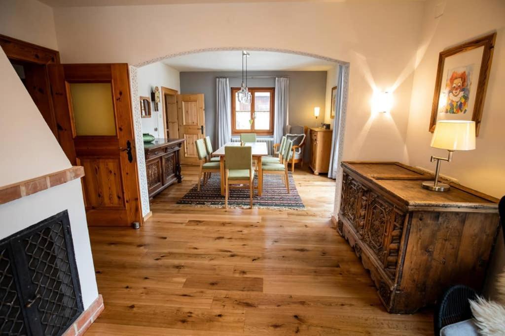 Haus Weidmannsheil - Wohnen Im Romantischen Forsthaus Werfen Eksteriør billede